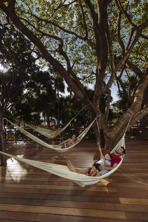 옥시덴털 앳 쉬카레트 데스티네이션 - 올인클루시브 신데 델 카르멘 외부 사진 Hammocks at the resort